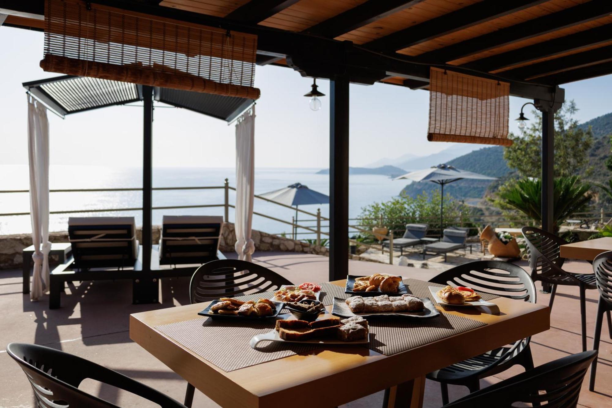Blue Horizon Suites Паралион-Астрос Экстерьер фото
