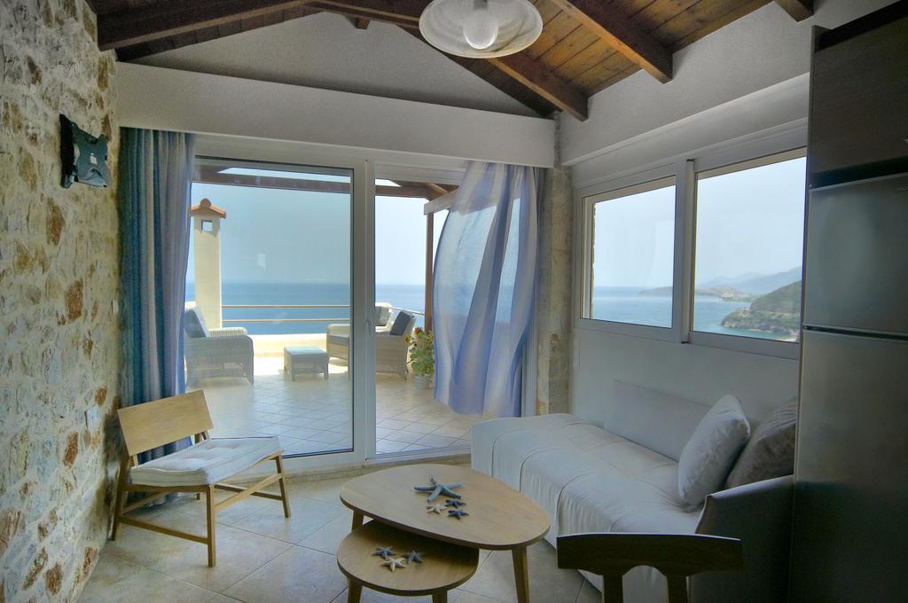 Blue Horizon Suites Паралион-Астрос Экстерьер фото